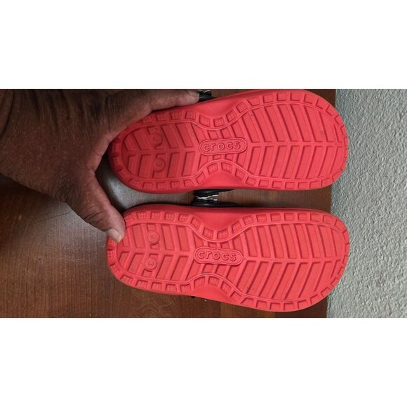 Crocs Disney Mickey Mouse Red Clog Slip on Shoes Fuzzy Lining Kids Size J 3 - Picture 7 of 8